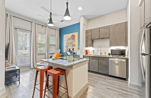 Montopolis Apartment | Tranquil 1BR King Suite Close to Downtown w Fast Wifi