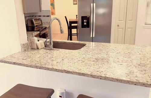 Interchange Square House | Tranquil 3-bedroom house with AC in Palm Bay
