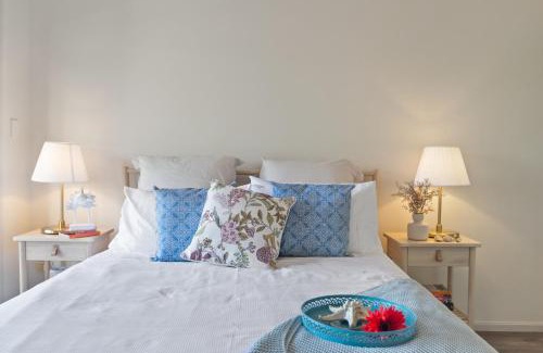 Wollongong West House | Tranquil 3br Thome W Spa Bath, Bbq & Ev Parking