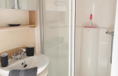 Chichester House | Tranquil 6 Berth Luxury Holiday Home
