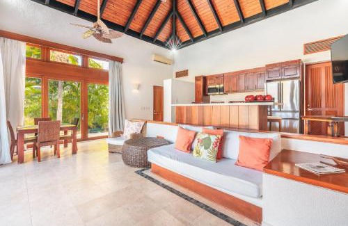 Punta Cana House | Tranquil bungalow with picuzzi at Green Village CC