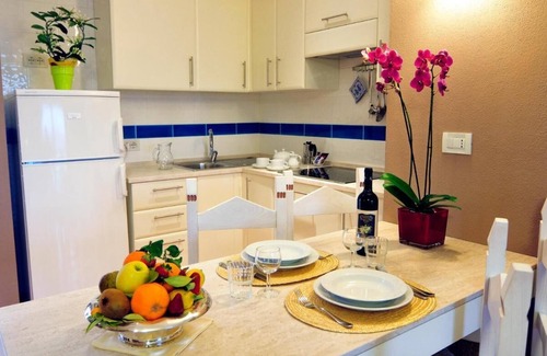 Pula Apartment | Tranquil Lantana Resort 2 Bedroom Apartments Sleeps 7 Free Wifi
