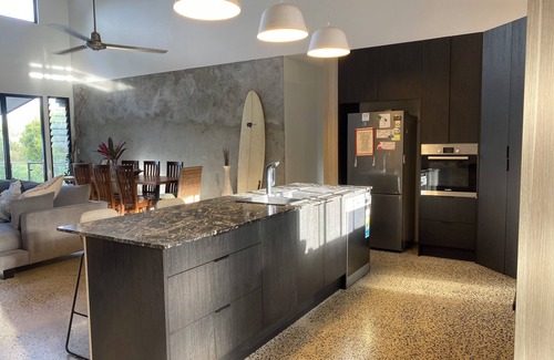 Smithfield House | Tranquil Ocean Views in a Quiet Rainforest Setting - Smithfield Heights