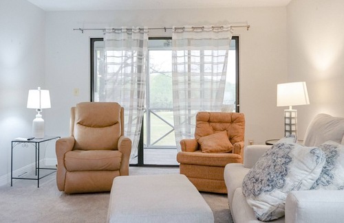 Burnside Condo | Tranquil Retreat At Woodson Bend 69-4- Golf, Pool, Pickleball
