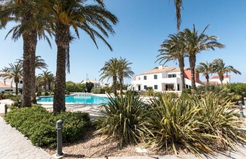 Son Blanc Apartment | Tranquilo apartamento. Piscina, playa y relax.