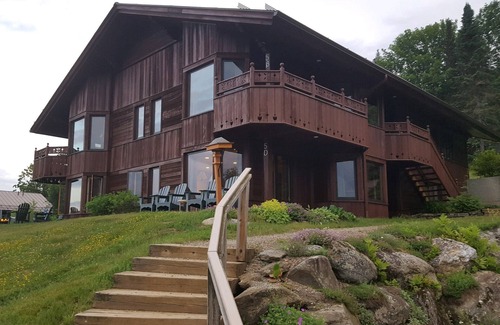 Moscow House | Trapp Family Lodge-2 BR guest house. Enjoy peak leaf season!