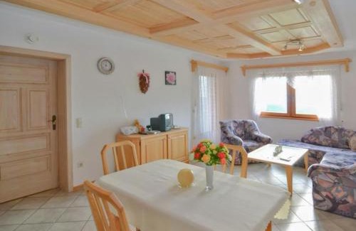 Stocking Apartment | Traudi