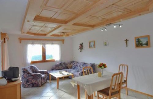 Stocking Apartment | Traudi