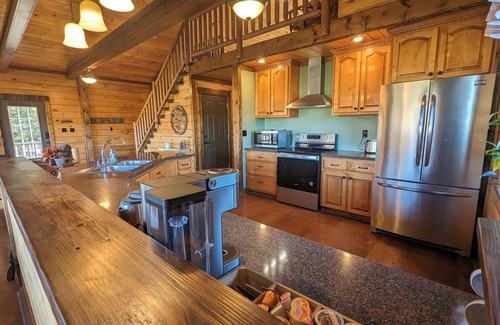 Windsor Cabin | Travelers Rest - A Cozy Waystation on Your Travels