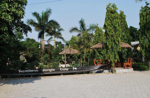 Sauraha Hotel | Travellers Jungle Camp-Sauraha