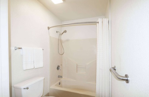 Temple Hotel | Travelodge by Wyndham Temple