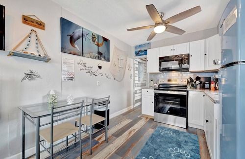Treasure Island Apartment | Treasure Island
