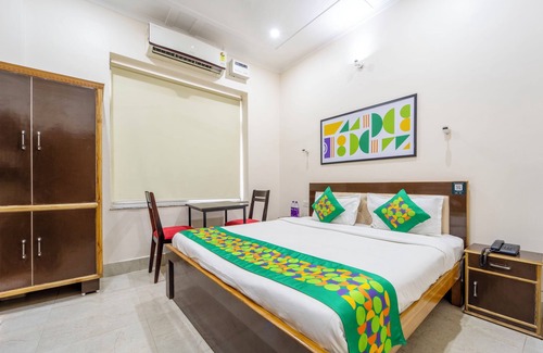Tapovan Hotel | Treebo AK Residency