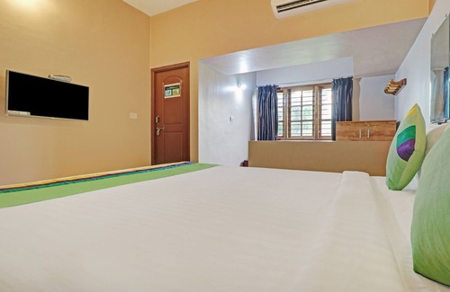 Dechoor Hotel | Treebo Avyukta Stay
