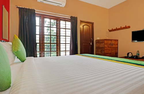 Dechoor Hotel | Treebo Avyukta Stay