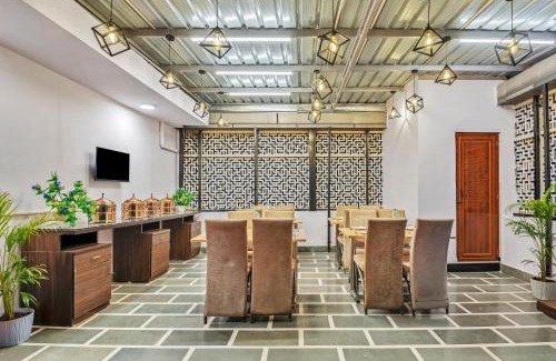South West Hotel | Treebo Elegant Palace