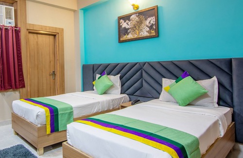 Noida Hotel | Treebo Elite Corporate, Sector 62