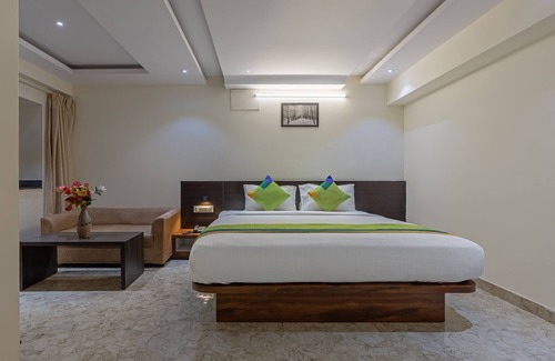 Narasapura Hotel | Treebo Fortune Gateway
