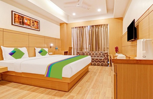 South West Hotel | Treebo Galaxy Rooms