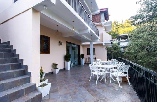Dalhousie Hotel | Treebo Hilldaar Dalhousie