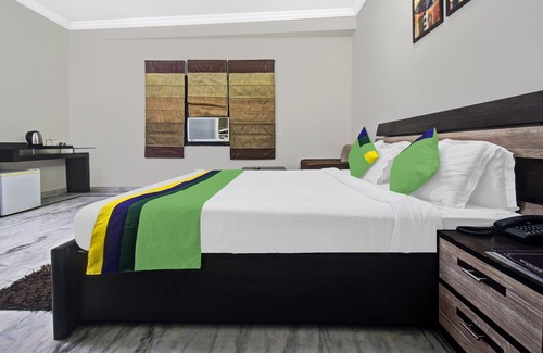 Jaipur District Hotel | Treebo Maharaja Residency Family Hotel