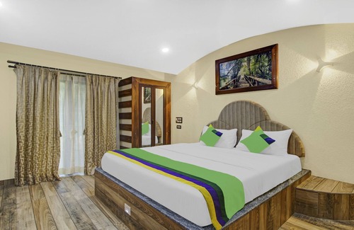 Cana Hotel | Treebo Majestic Palms, 2 Km From Colva Beach