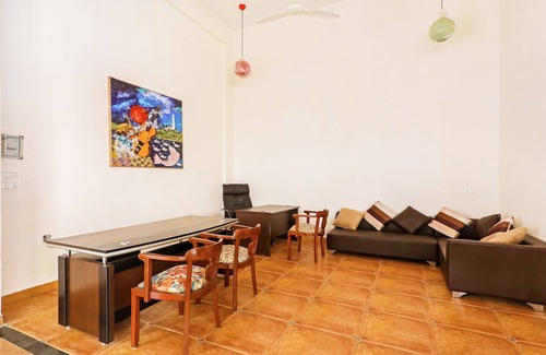 Calangute Hotel | Treebo Premium Dona Eliza, 700 metres from Calangute Beach