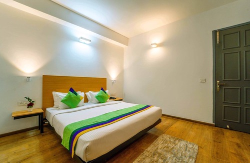 Noida Hotel | Treebo Premium Inn