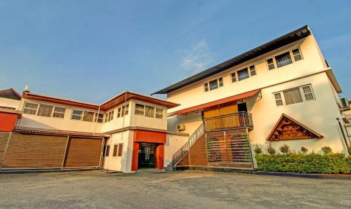 Kottayam Hotel | Treebo Prince