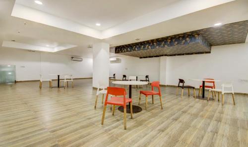 Naraina Hotel | Treebo The Kings Plaza