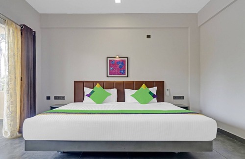 Nedumbassery Hotel | Treebo Trend Grand Vistara Airport Suites