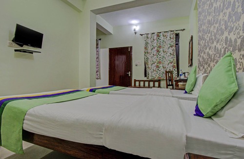 Vidhyadhar Nagar Hotel | Treebo Trend Heritage Utsav Vilas Near Railway Station