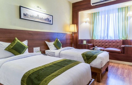 Pimpri - Chinchwad Hotel | Treebo Tryst Grand Emerald