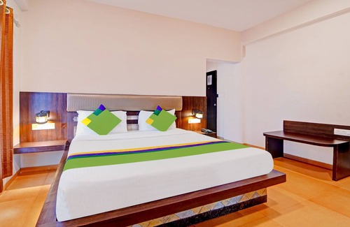 Mahabaleshwar Hotel | Treebo Vhyomaan Resort