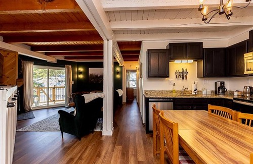 Wildernest Apartment | Treehouse #107, Building H by Summit County Mountain Retreats