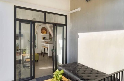 Siem Reap Villa | Treetop Bungalows with kitchen in local village with free bikes 2km to Pub St