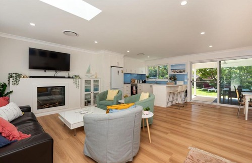 Mollymook Beach House | Treetop Tides