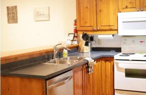 Mont-Tremblant Apartment | Tremblant's best 4-season location!
