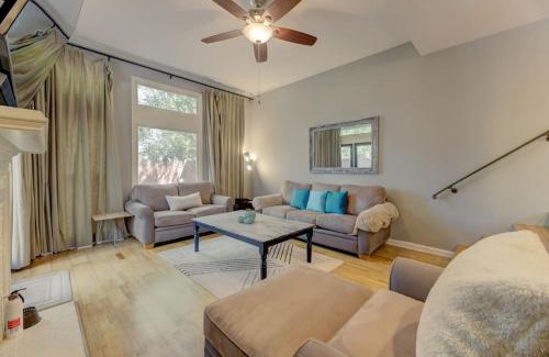 Columbia House | Trendy Columbia Townhome