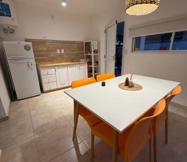 Miramar Apartment | Tres Chañares- Alojamiento con pileta -Cerca de la playa