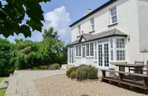 Stratton House | Trew House