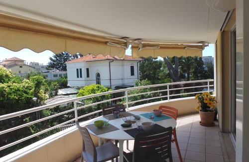 Juan-les-Pins Apartment | TRIANGLE DU CAP SARAMARTEL PINEDE