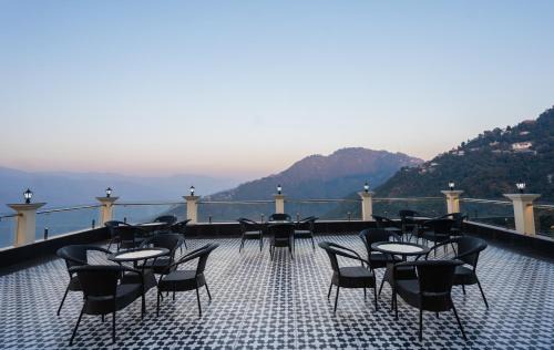 Mussoorie Hotel | Trideus Mountain Club & Resort, Mussoorie