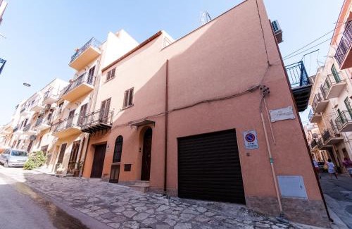 Castellammare del Golfo Apartment | Trinity Apartments