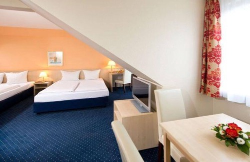 Wiederitzsch House | Triple room - Flexible rate with breakfast - ACHAT Hotel Leipzig Messe