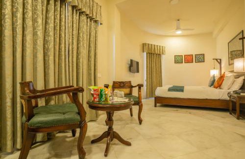 Udaipur City Centre Hotel | Tripli Hotels Shambhu Villas