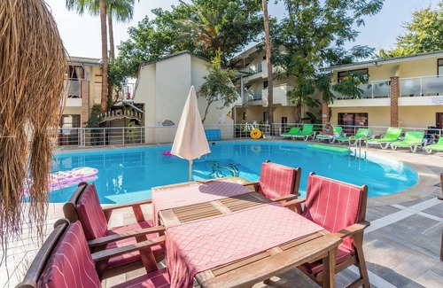Bahtılı Apartment | Tropic Beach Club Side