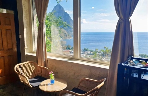 Soufriere Hotel | Tropical Elegance in Soufrière | Spa, Pool, Beach access | Pitons Nature Walks