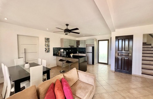 Coco Apartment | Tropical Gardens