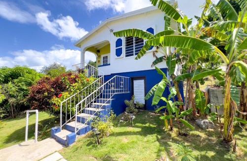 All Saints House | Tropical Retreat